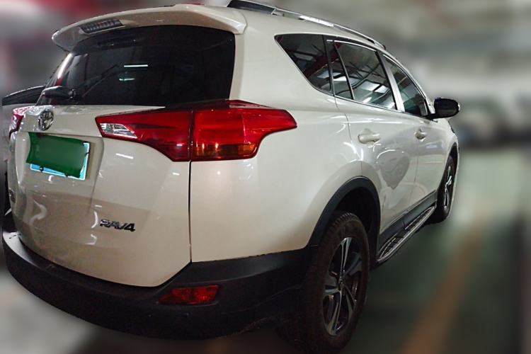 Used Toyota RAV4 2015 2.0L CVT Two-Wheel Drive Urban Edition Rear Right 45 Deg