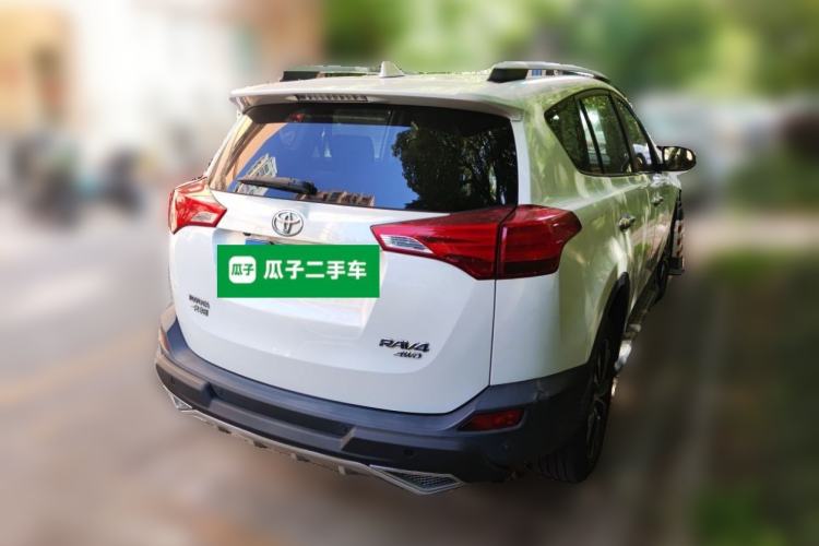 Used Toyota RAV4 2015 2.5L Automatic 4x4 Elite Edition Rear Right 45 Deg
