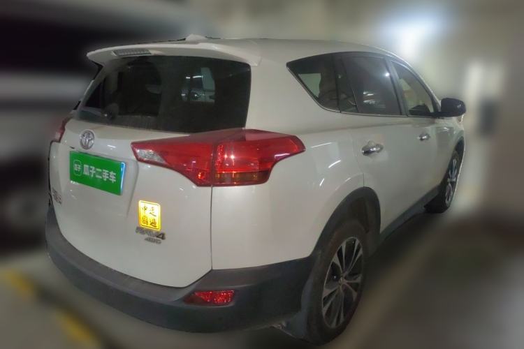 Used Toyota RAV4 2015 2.5L Automatic 4x4 Elite Edition Rear Right 45 Deg