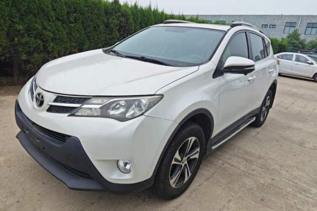Used Toyota RAV4 2015 2.0L CVT Two-Wheel Drive Fashion Edition