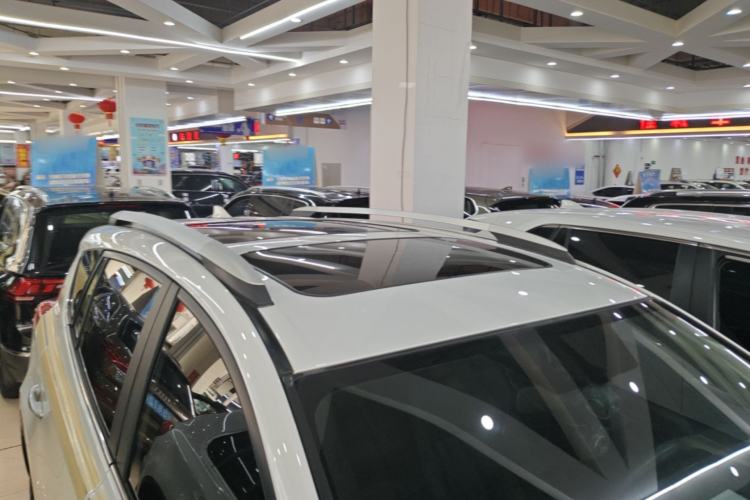 Used Toyota RAV4 2015 2.5L Automatic 4x4 Elite Edition Roof