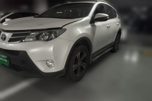 Used Toyota RAV4 2015 2.0L CVT Two-Wheel Drive Fashion Edition