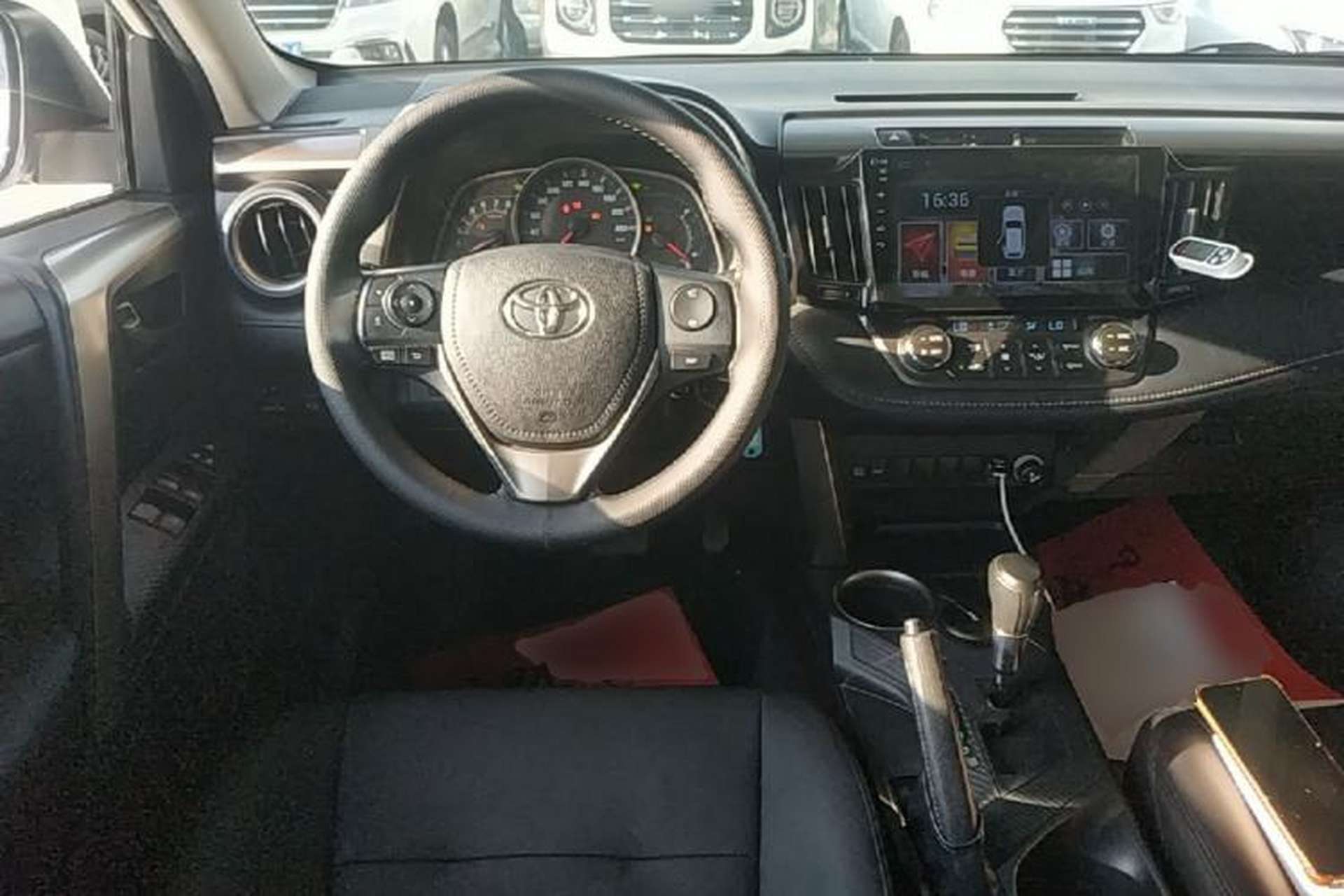 Used Toyota RAV4 2015 2.0L CVT Two-Wheel Drive Fashion Edition Steering Wheel