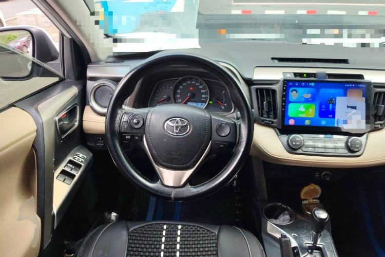 Used Toyota RAV4 2015 2.0L CVT Two-Wheel Drive Fashion Edition Steering Wheel