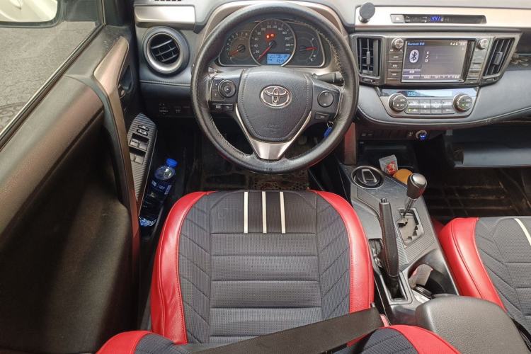 Used Toyota RAV4 2015 2.0L CVT Two-Wheel Drive Fashion Edition Steering Wheel