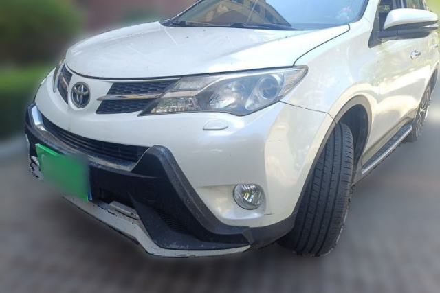 Used Toyota RAV4 2015 2.5L Automatic 4x4 Elite Edition