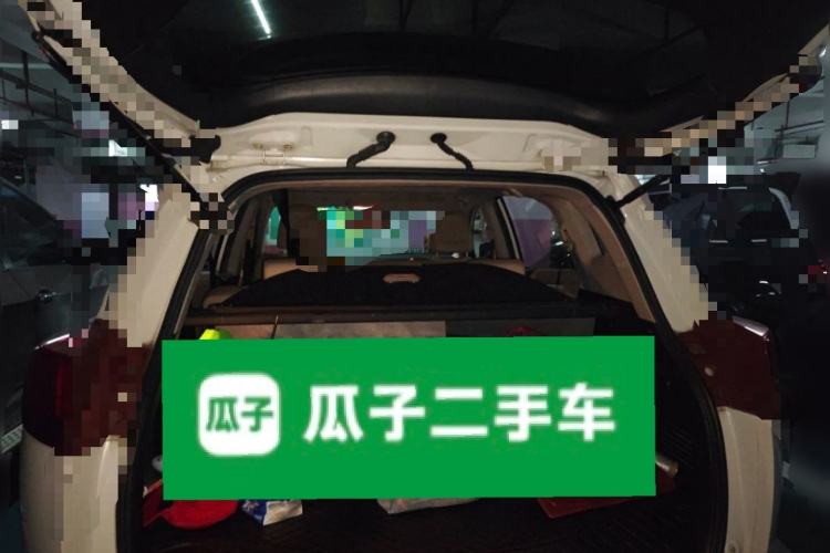 Used Toyota RAV4 2015 2.5L Automatic 4x4 Elite Edition Trunk