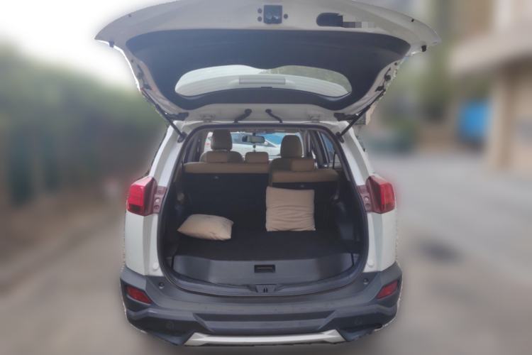 Used Toyota RAV4 2015 2.0L CVT Two-Wheel Drive Urban Edition Trunk