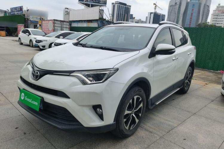 Used Toyota RAV4 2015 2.0L CVT Two-Wheel Drive Fashion Edition Guazi used car, China used car export, Used car for sale, Used cars, Cheapest cars for sale
