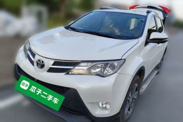 Used Toyota RAV4 2015 2.0L CVT Two-Wheel Drive Fashion Edition