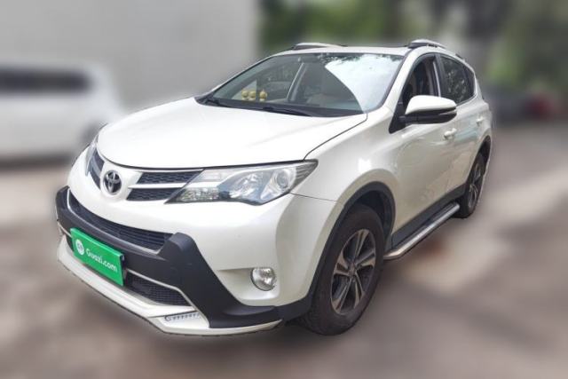 Used Toyota RAV4 2015 2.0L CVT Two-Wheel Drive Fashion Edition