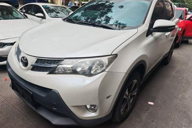 Used Toyota RAV4 2015 2.0L CVT Two-Wheel Drive Fashion Edition