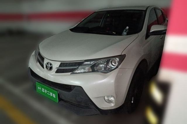 Used Toyota RAV4 2015 2.0L CVT Two-Wheel Drive Fashion Edition