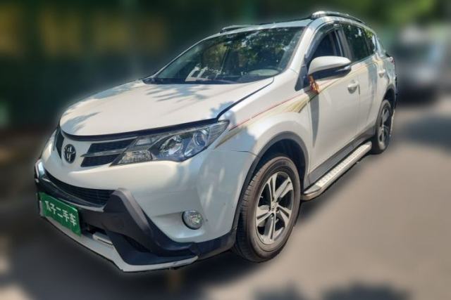 Used Toyota RAV4 2015 2.0L CVT Two-Wheel Drive Fashion Edition