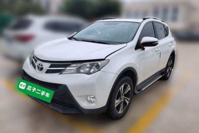 Used Toyota RAV4 2015 2.0L CVT Two-Wheel Drive Fashion Edition