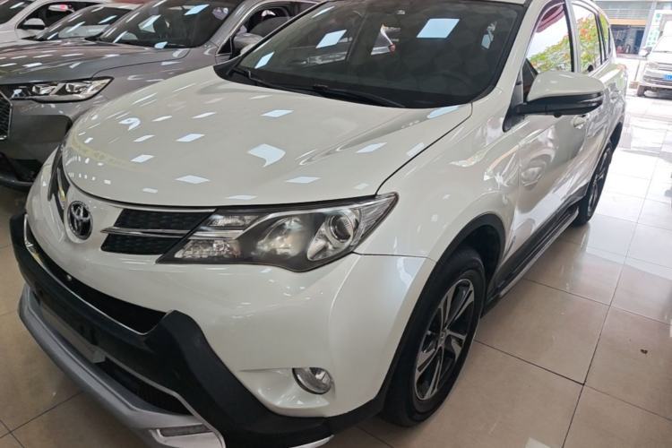 Used Toyota RAV4 2015 2.0L CVT Two-Wheel Drive Fashion Edition Guazi used car, China used car export, Used car for sale, Used Toyota cars, Cheapest cars for sale