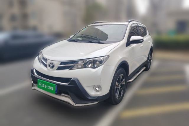 Used Toyota RAV4 2015 2.0L CVT Two-Wheel Drive Fashion Edition