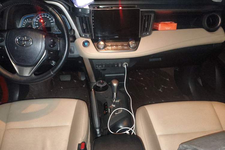Used Toyota RAV4 2015 2.0L CVT Four-Wheel Drive New Edition Audio And AC Panel