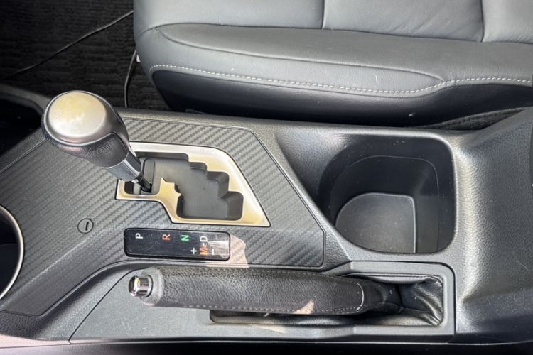 Used Toyota RAV4 2015 2.0L CVT Four-Wheel Drive New Edition Gear Lever