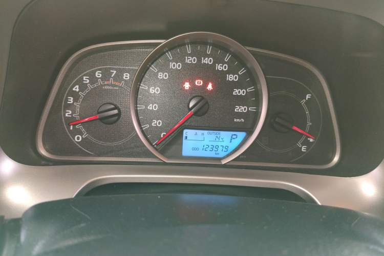 Used Toyota RAV4 2015 2.0L CVT Two-Wheel Drive Fashion Edition Instrument Cluster