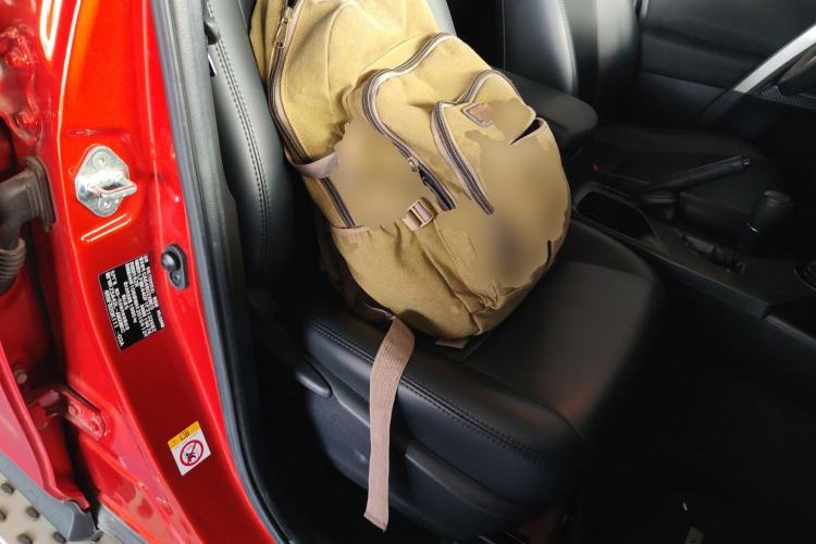 Used Toyota RAV4 2015 2.0L CVT Two-Wheel Drive Fashion Edition Right Front Seat