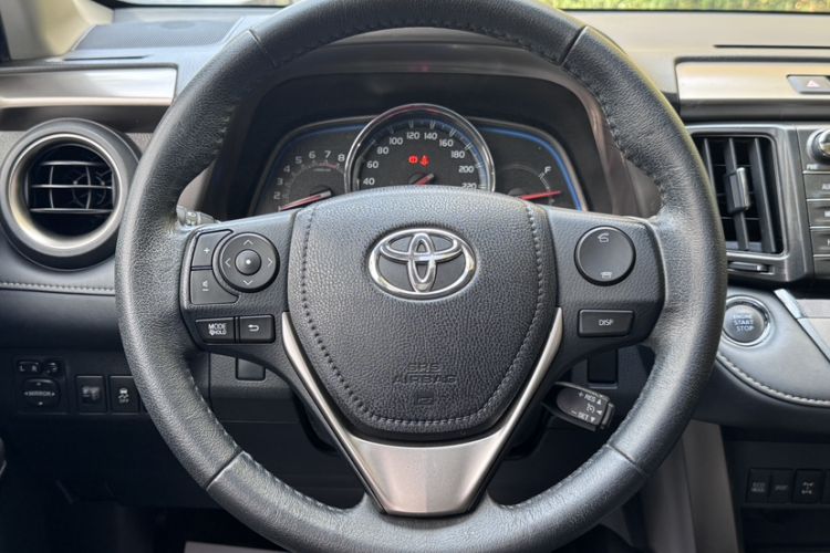 Used Toyota RAV4 2015 2.0L CVT Four-Wheel Drive New Edition Steering Wheel