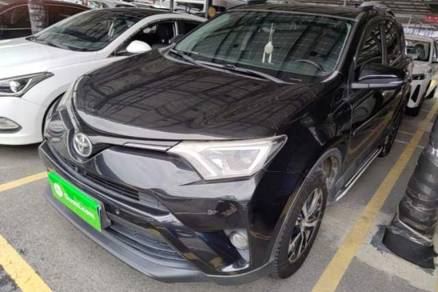 Used Toyota RAV4 2016 2.0L CVT Two-Wheel Drive Fashion Edition China V Standard