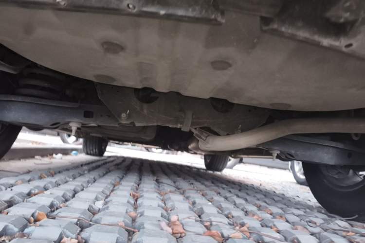 Used Toyota RAV4 2016 2.0L CVT Two-Wheel Drive Fashion Edition China V Standard Chassis Rear