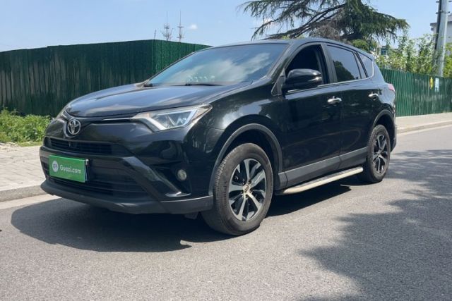 Used Toyota RAV4 2016 2.0L CVT Two-Wheel Drive Fashion Edition China V Standard