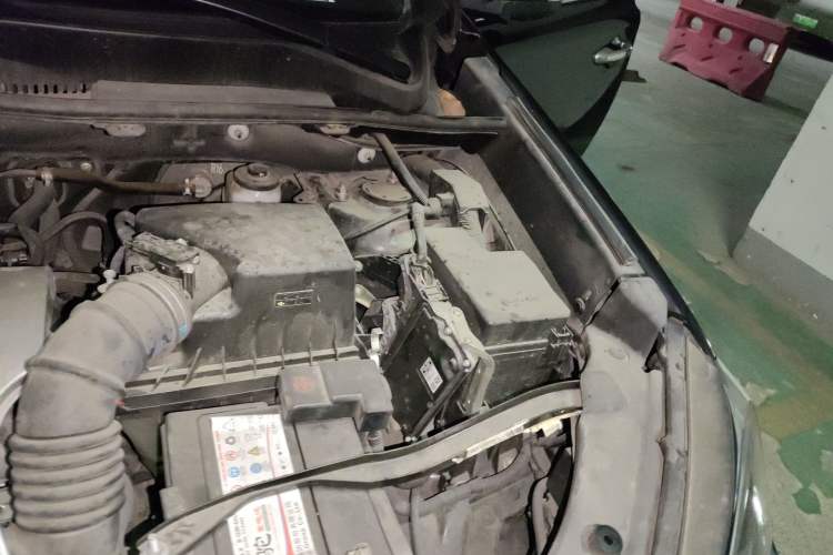 Used Toyota RAV4 2016 2.0L CVT Two-Wheel Drive Fashion Edition China V Standard Engine Bay Left