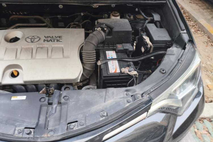 Used Toyota RAV4 2016 2.0L CVT Two-Wheel Drive Fashion Edition China V Standard Engine Bay Left