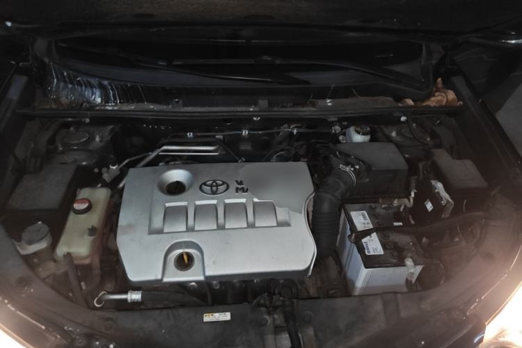Used Toyota RAV4 2016 2.0L CVT Two-Wheel Drive Fashion Edition China V Standard Engine Bay