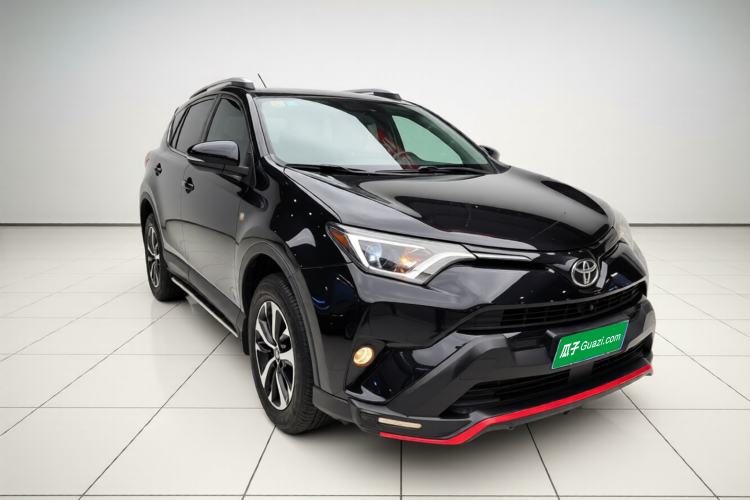 Used Toyota RAV4 2016 2.0L CVT Two-Wheel Drive Fashion Edition China V Standard Exterior 1