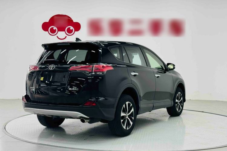Used Toyota RAV4 2016 2.0L CVT Two-Wheel Drive Smart Edition China V Standard Exterior 2