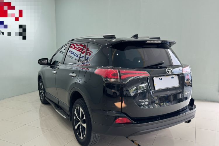 Used Toyota RAV4 2016 2.0L CVT Two-Wheel Drive Fashion Edition China V Standard Exterior 5