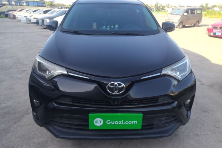 Used Toyota RAV4 2016 2.0L CVT Two-Wheel Drive Fashion Edition China V Standard Front