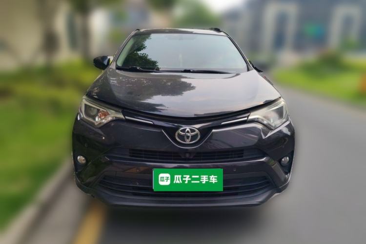 Used Toyota RAV4 2016 2.0L CVT Two-Wheel Drive Fashion Edition China V Standard Front