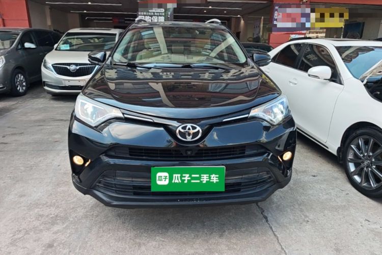 Used Toyota RAV4 2016 2.0L CVT Two-Wheel Drive Fashion Edition China V Standard Front