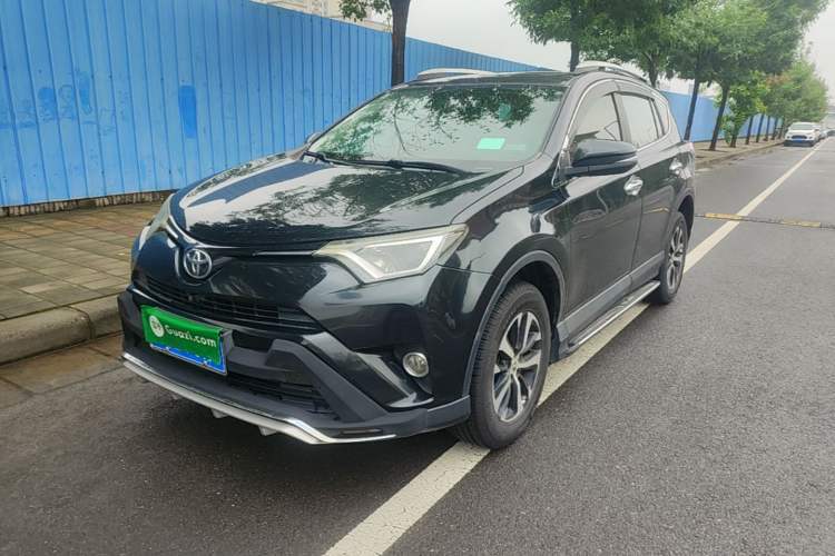 Used Toyota RAV4 2016 2.0L CVT Two-Wheel Drive Fashion Edition China V Standard Guazi used car, China used car export, Used car for sale, Used  cars, Cheapest cars for sale