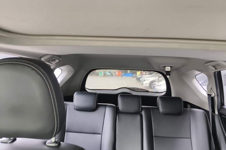 Used Toyota RAV4 2016 2.0L CVT Two-Wheel Drive Fashion Edition China V Standard Headliner