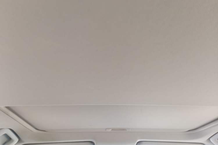 Used Toyota RAV4 2016 2.0L CVT Two-Wheel Drive Fashion Edition China V Standard Headliner