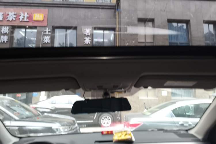 Used Toyota RAV4 2016 2.0L CVT Two-Wheel Drive Fashion Edition China V Standard Headliner