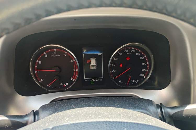 Used Toyota RAV4 2016 2.0L CVT Two-Wheel Drive Smart Edition China V Standard Instrument Cluster