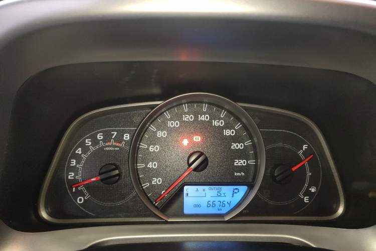Used Toyota RAV4 2016 2.0L CVT Two-Wheel Drive Urban Edition China V Standard Instrument Cluster