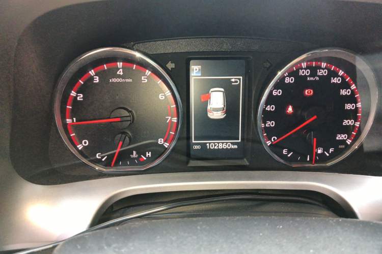 Used Toyota RAV4 2016 2.5L Automatic 4x4 Elite Edition Instrument Cluster