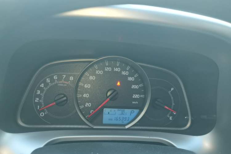 Used Toyota RAV4 2016 2.0L CVT Two-Wheel Drive Fashion Edition China V Standard Instrument Cluster