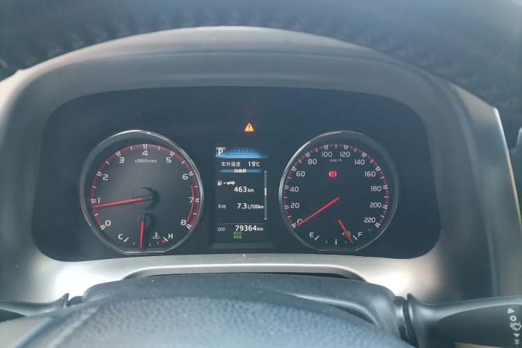 Used Toyota RAV4 2016 2.5L Automatic 4x4 Elite Edition Instrument Cluster