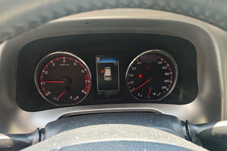 Used Toyota RAV4 2016 2.0L CVT Two-Wheel Drive Smart Edition China V Standard Instrument Cluster