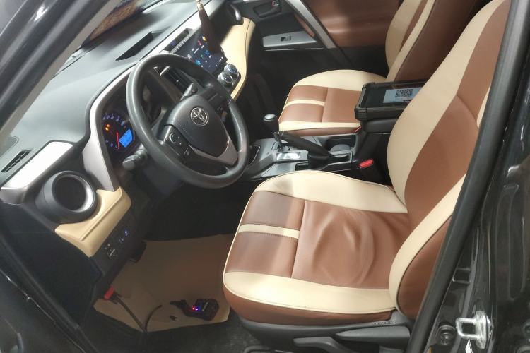 Used Toyota RAV4 2016 2.0L CVT Two-Wheel Drive Urban Edition China V Standard Left Front Seat