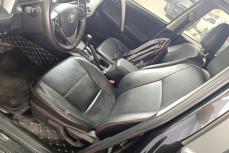 Used Toyota RAV4 2016 2.0L CVT Two-Wheel Drive Fashion Edition China V Standard Left Front Seat